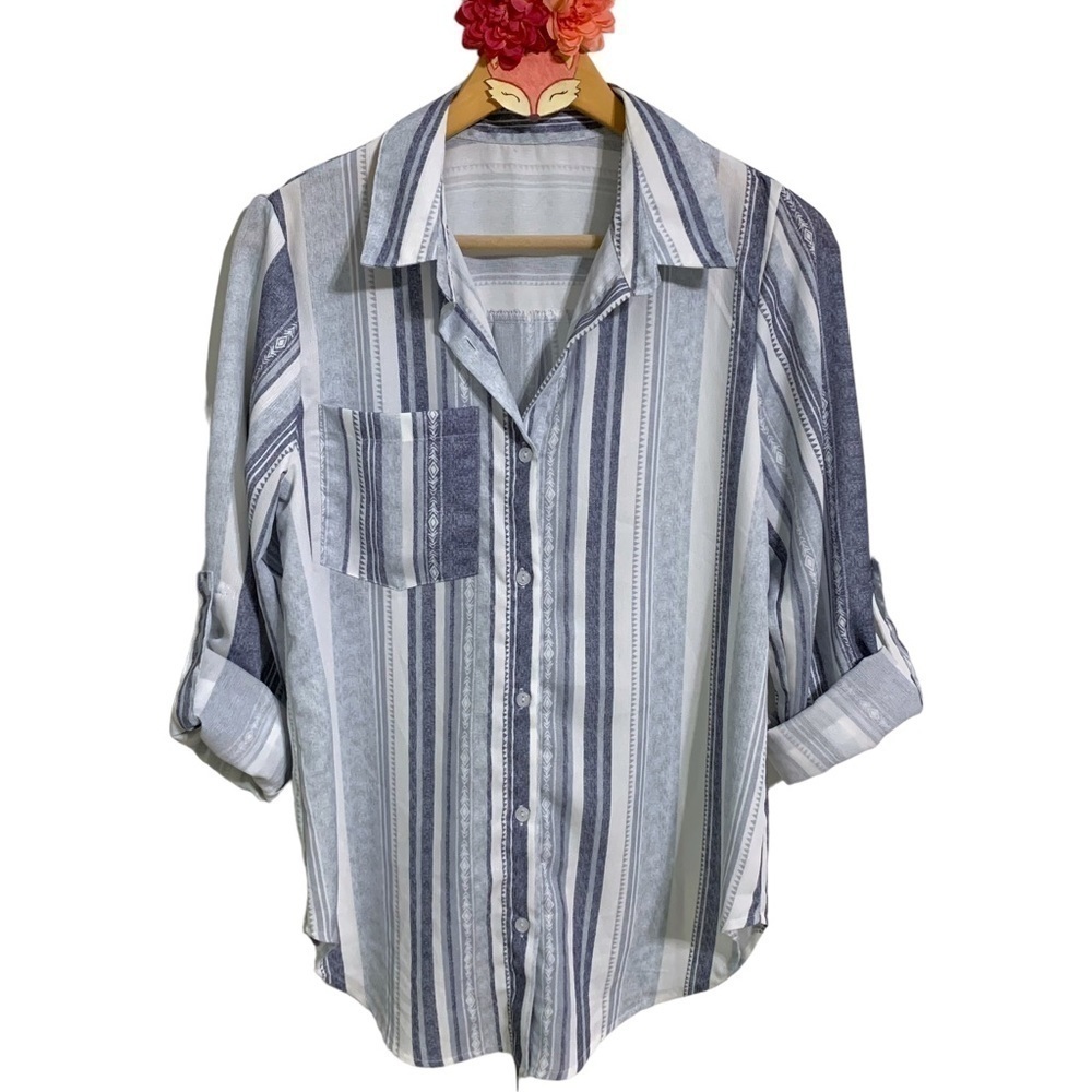 Blue printed stripe button down top tab sleeve single pocket